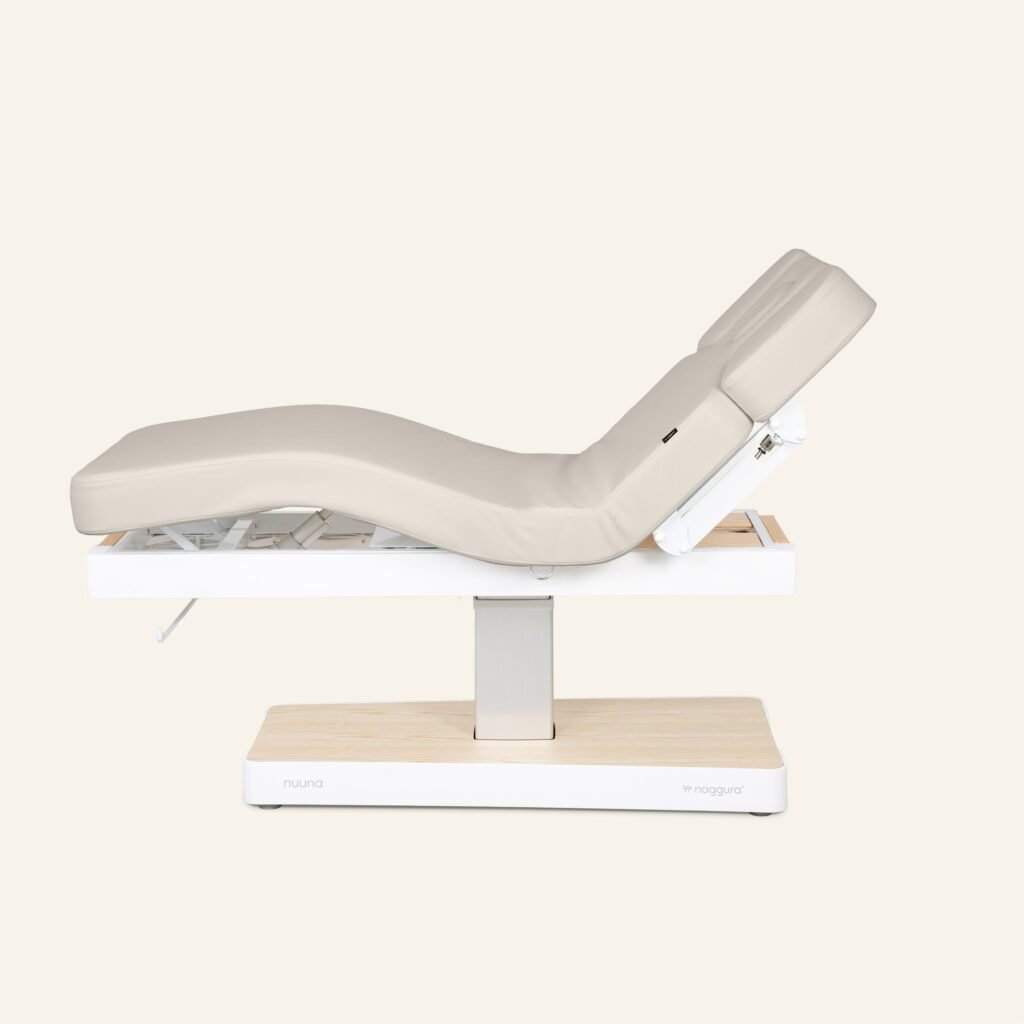 Table de traitement beige réglable avec dossier surélevé